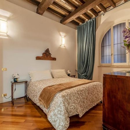 Rione Monti & Cavour Apartment Рим Екстер'єр фото