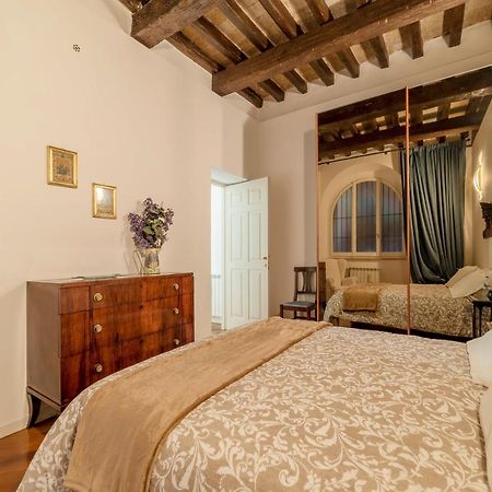 Rione Monti & Cavour Apartment Рим Екстер'єр фото